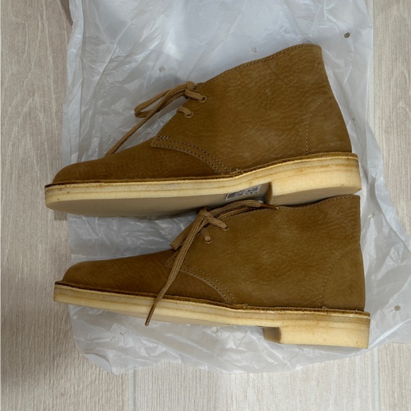 Clarks Desert Boot - Picture 4 of 8